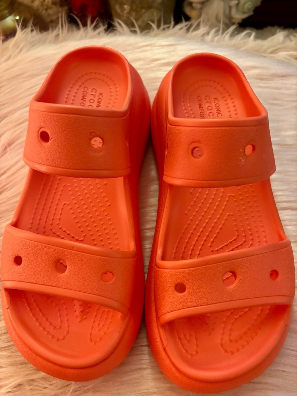 CROCS Classic Crush Sandals/Women’s Size 7/EUC